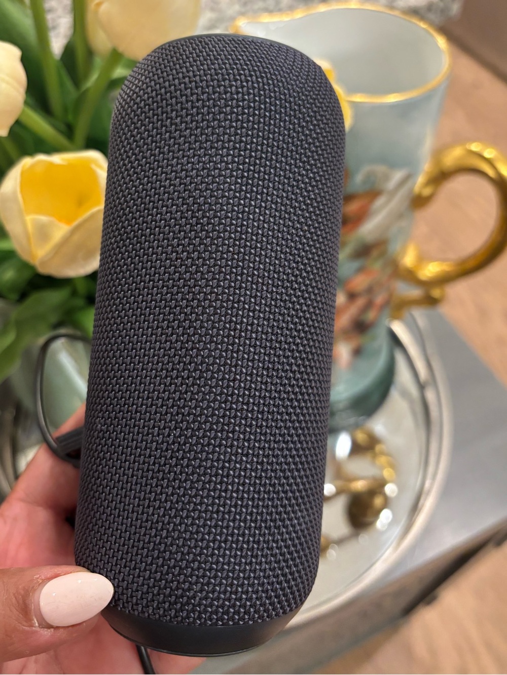 Portable Bluetooth Speaker — Black Fabric Wireless Speaker